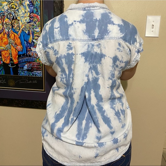 Summer Chambray denim button up unique tie dye - Picture 4 of 10